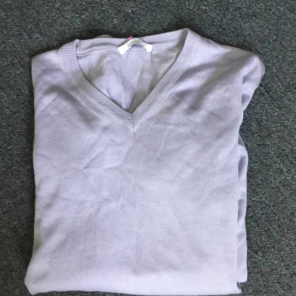 Men's V-Neck Sweater in Light Lavender 100% cotton.